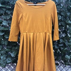 Three quarter sleeve dress